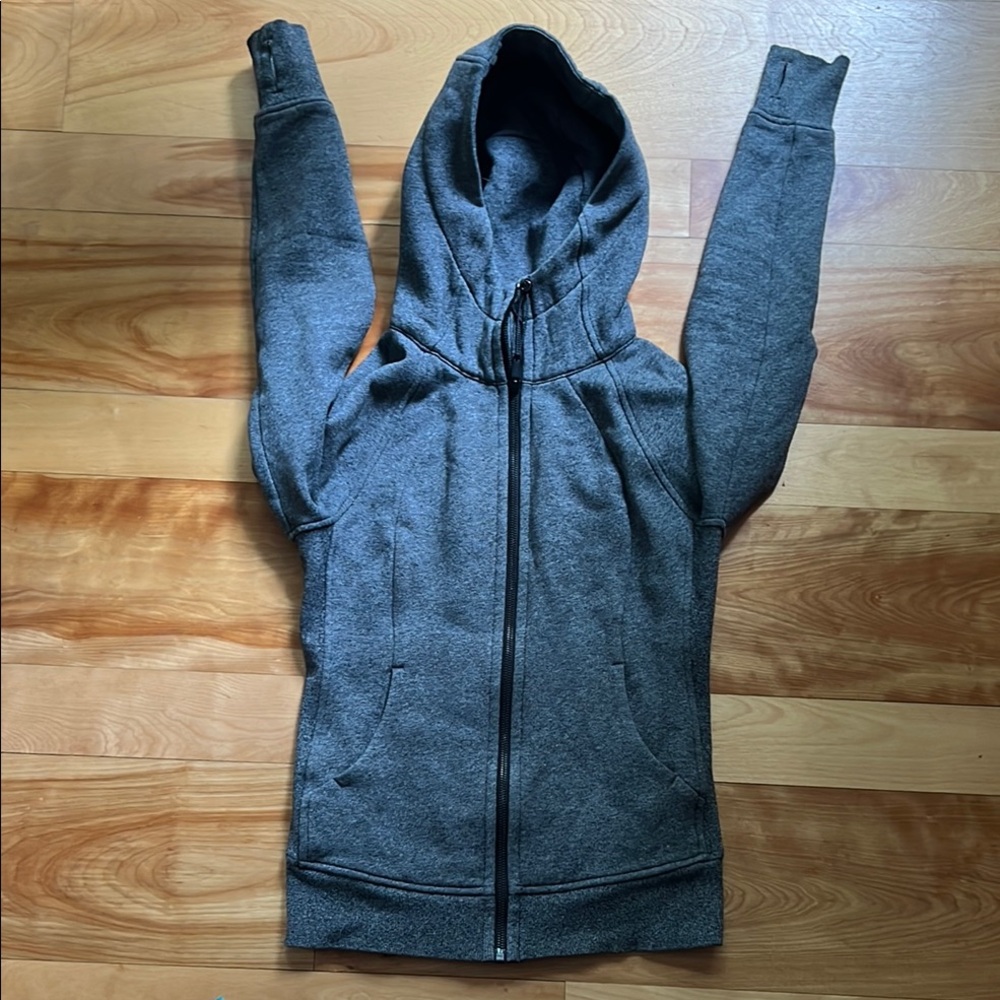 LULULEMON Gray Zip-Up Hoodie scuba; slim fitting; EUC